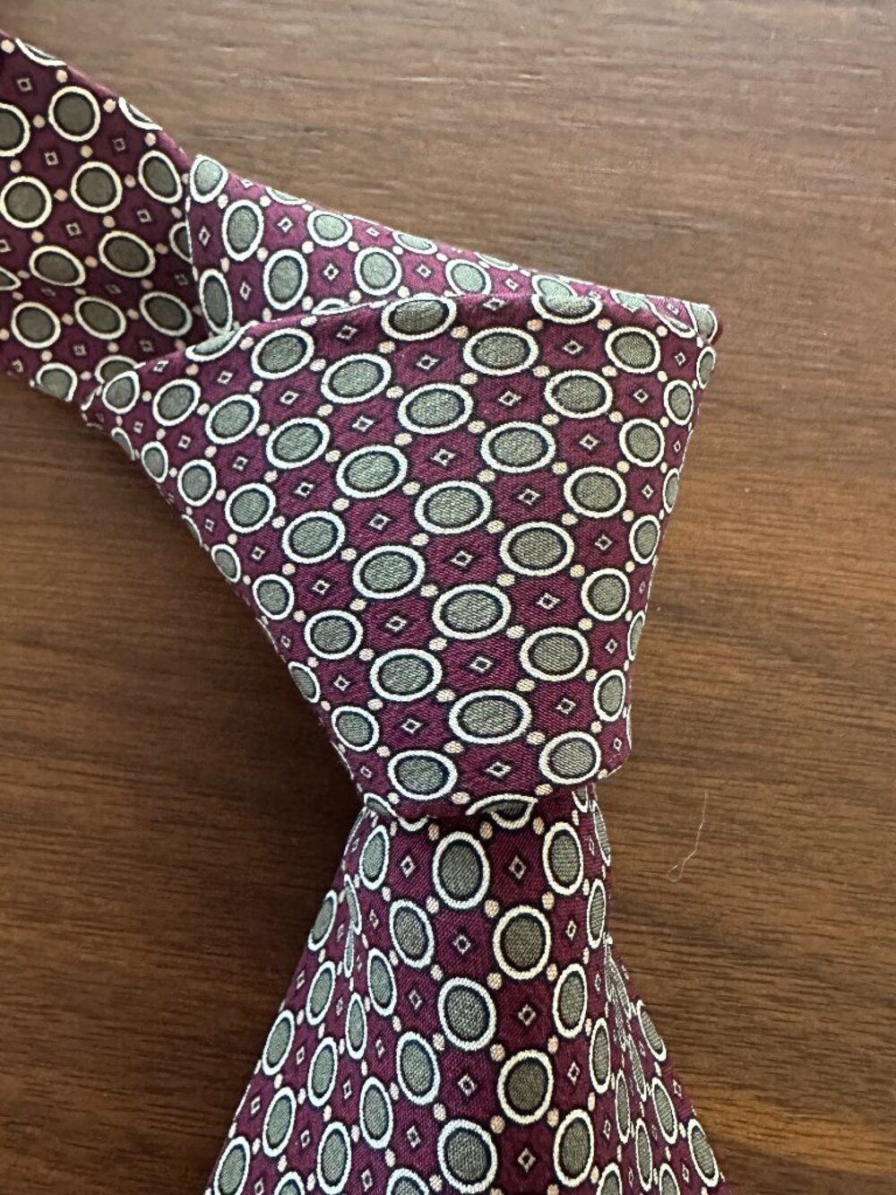 Robert Talbott Burgundy Gray Circle Print Silk Tie